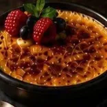 Crème brûlée à la vanille de Madagascar du restaurant Opium à Marseille